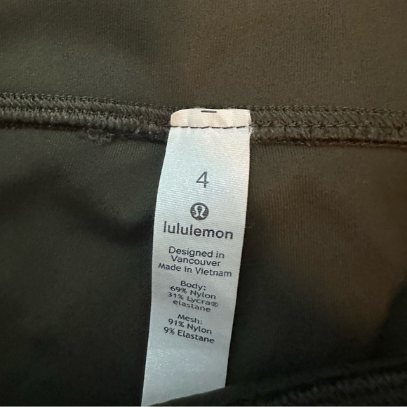 Lululemon Pace Rival Crop *Full-On Luxtreme 22" - Picture 4 of 6